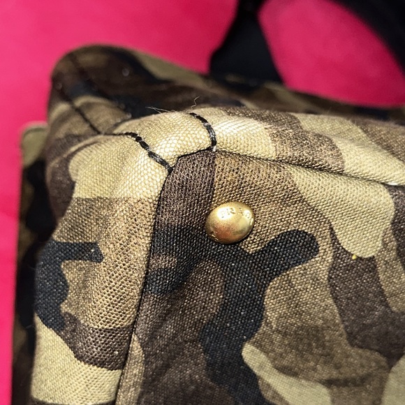 Prada Canapa travel work tote in camo large size - Picture 10 of 16